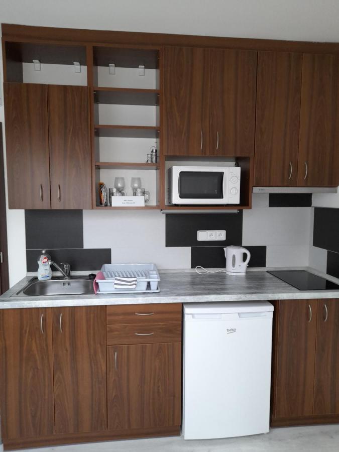 Vinoteka "U Kozu" Otel Nové Město nad Metují Dış mekan fotoğraf