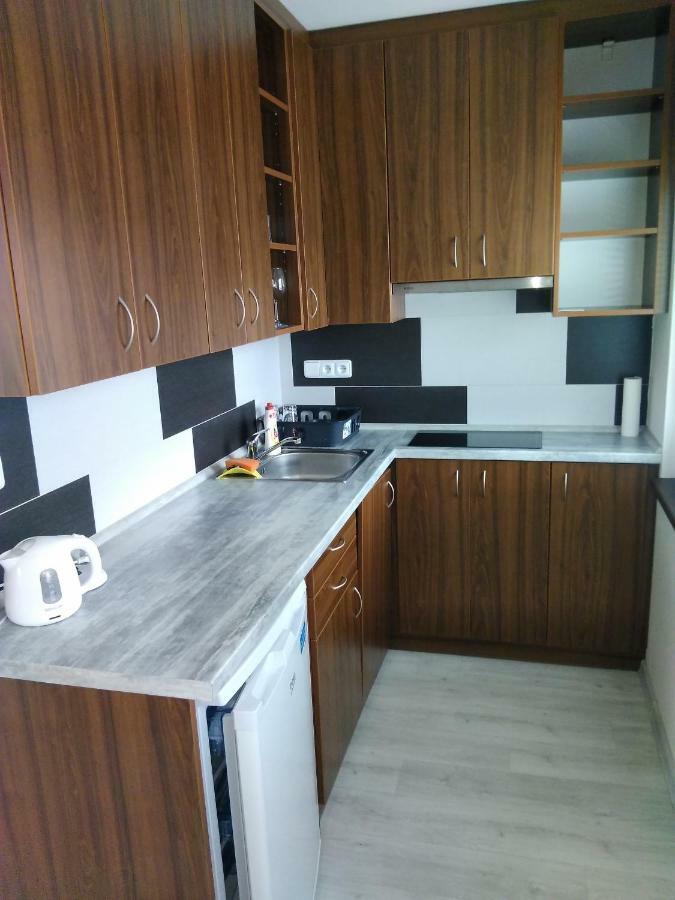 Vinoteka "U Kozu" Otel Nové Město nad Metují Dış mekan fotoğraf
