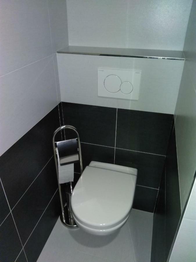 Vinoteka "U Kozu" Otel Nové Město nad Metují Dış mekan fotoğraf