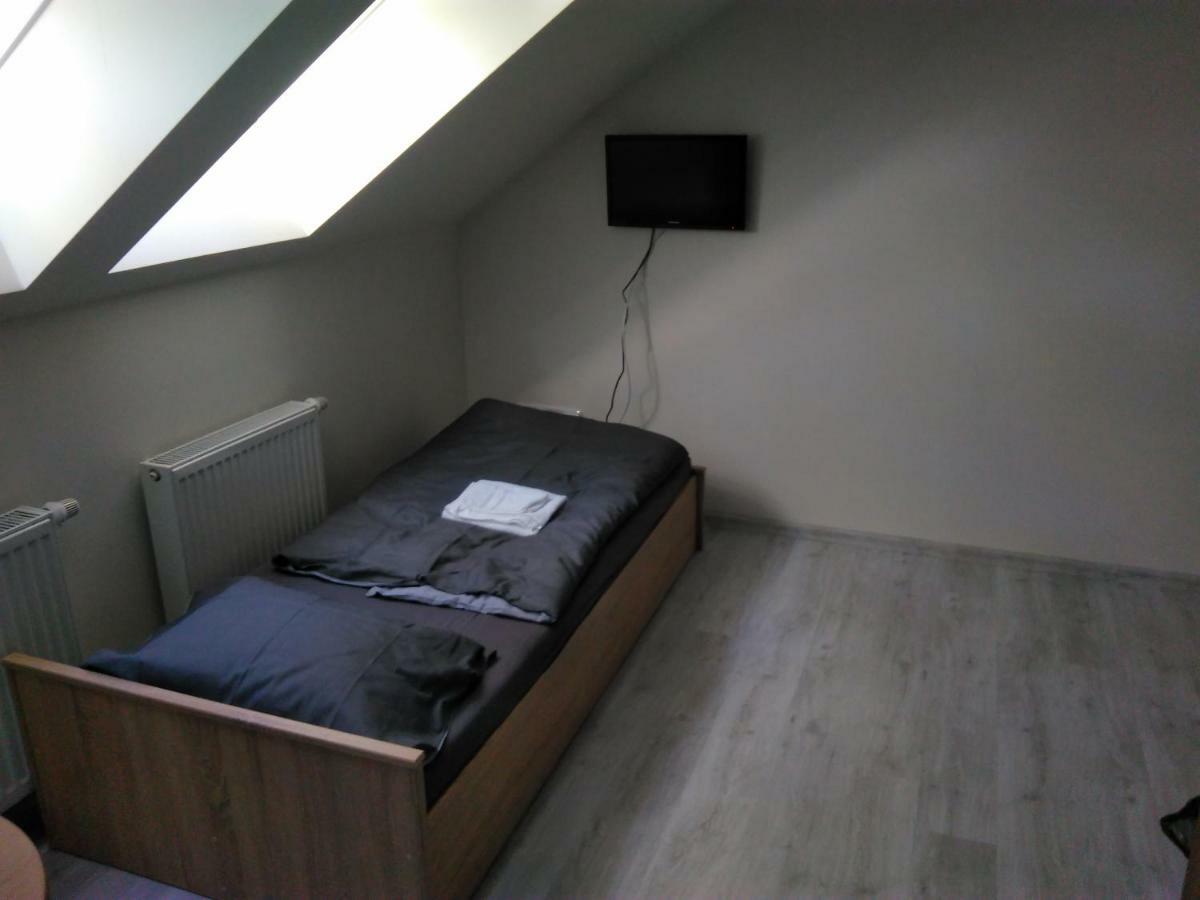 Vinoteka "U Kozu" Otel Nové Město nad Metují Dış mekan fotoğraf